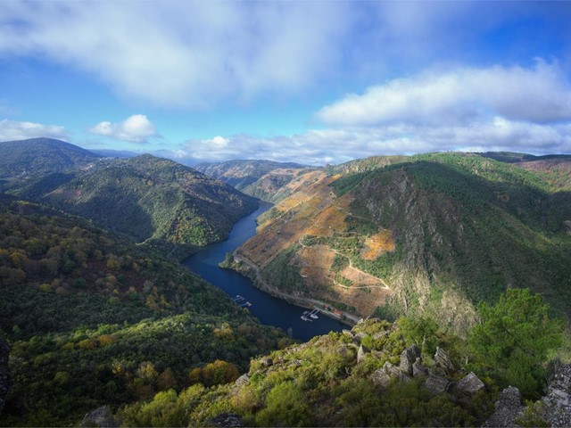 Los mejores lugares para visitar en la Ribeira Sacra: monasterios, miradores, pueblos…